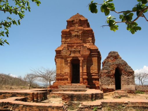 tháp Chàm Poshanu